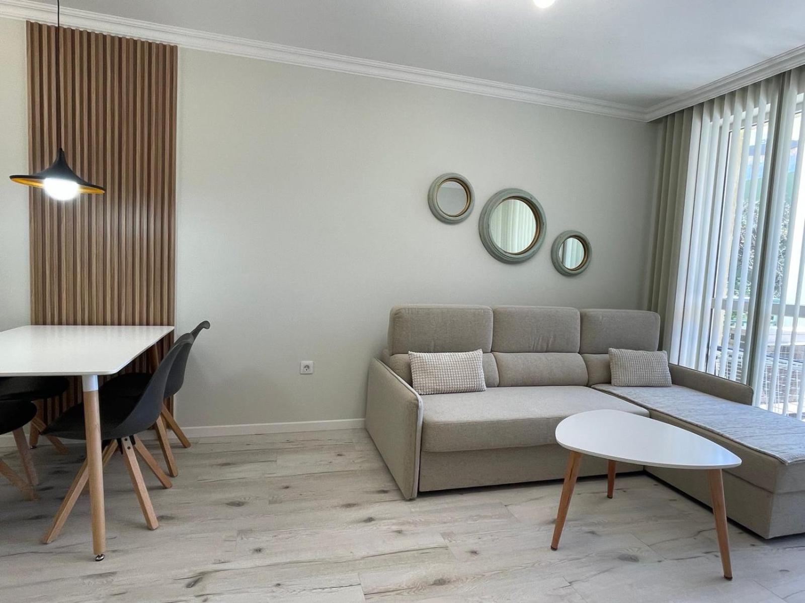 Apartcomplex Splendid Saints Constantine and Helena Екстер'єр фото