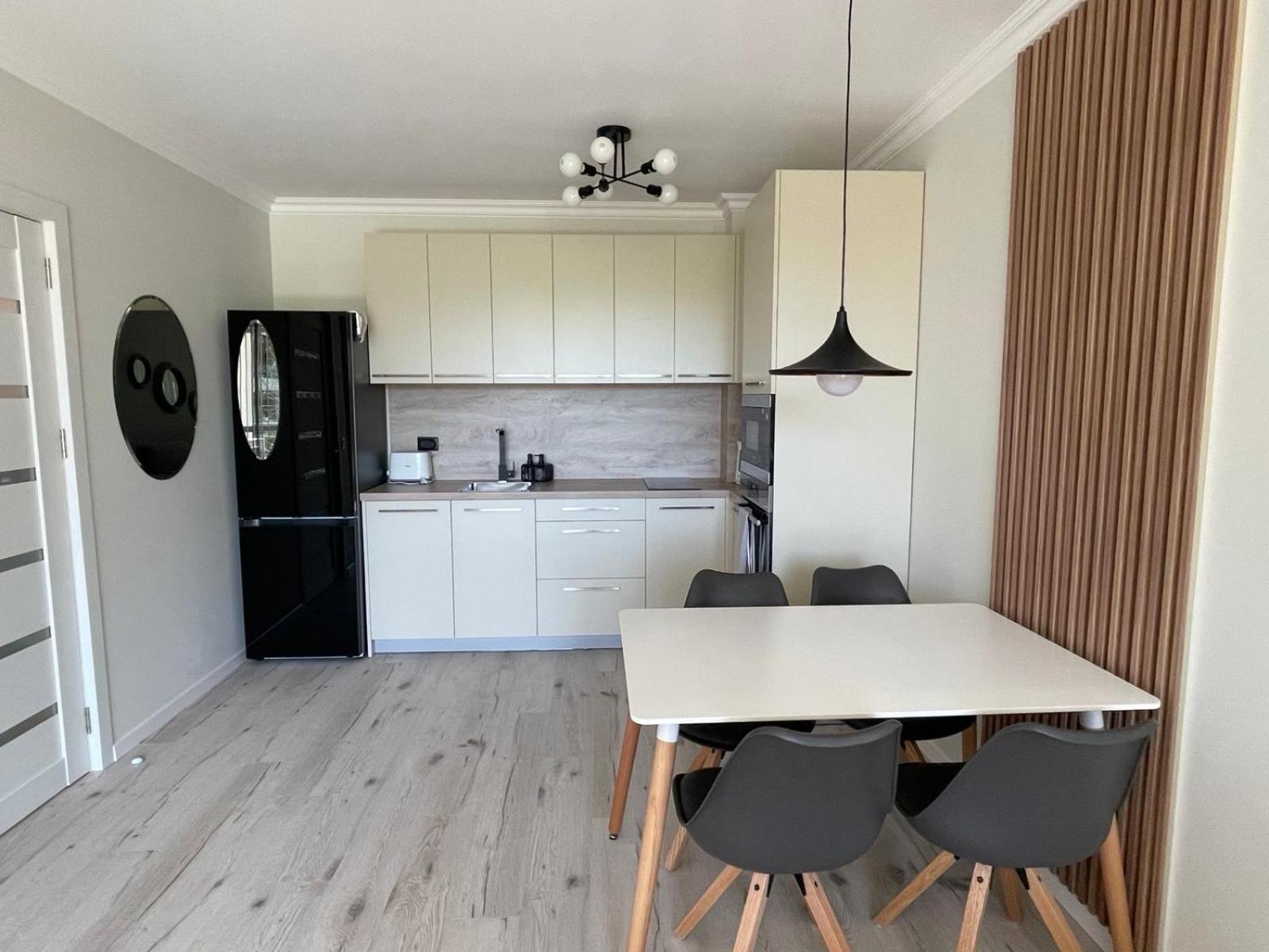 Apartcomplex Splendid Saints Constantine and Helena Екстер'єр фото