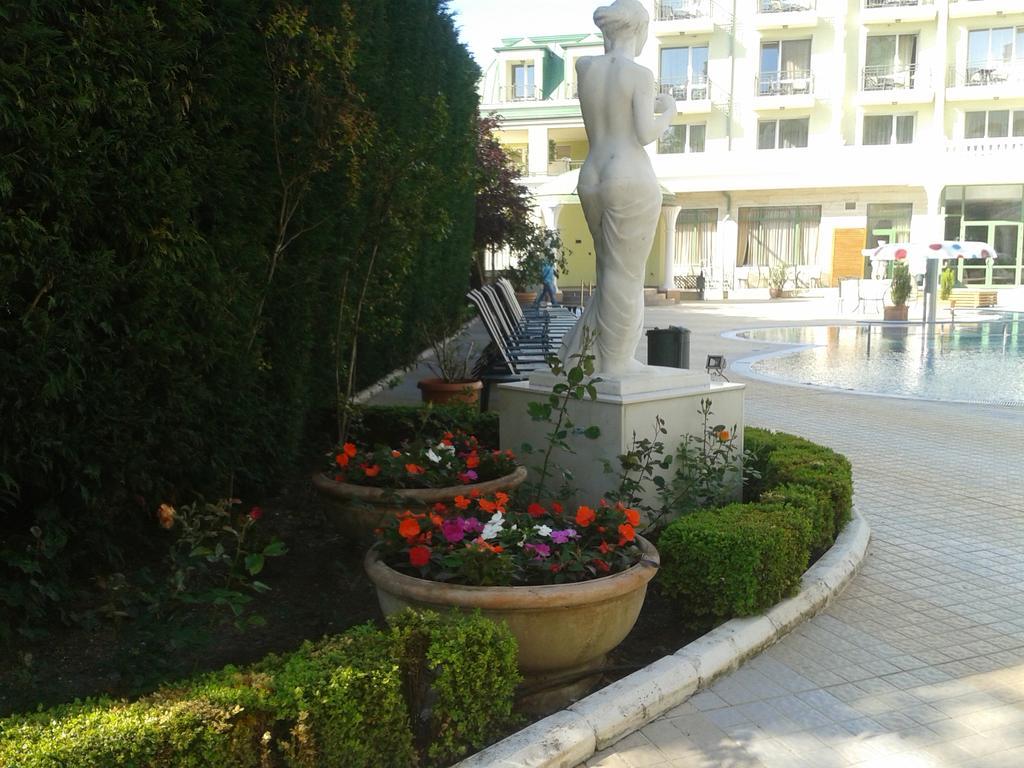 Apartcomplex Splendid Saints Constantine and Helena Екстер'єр фото