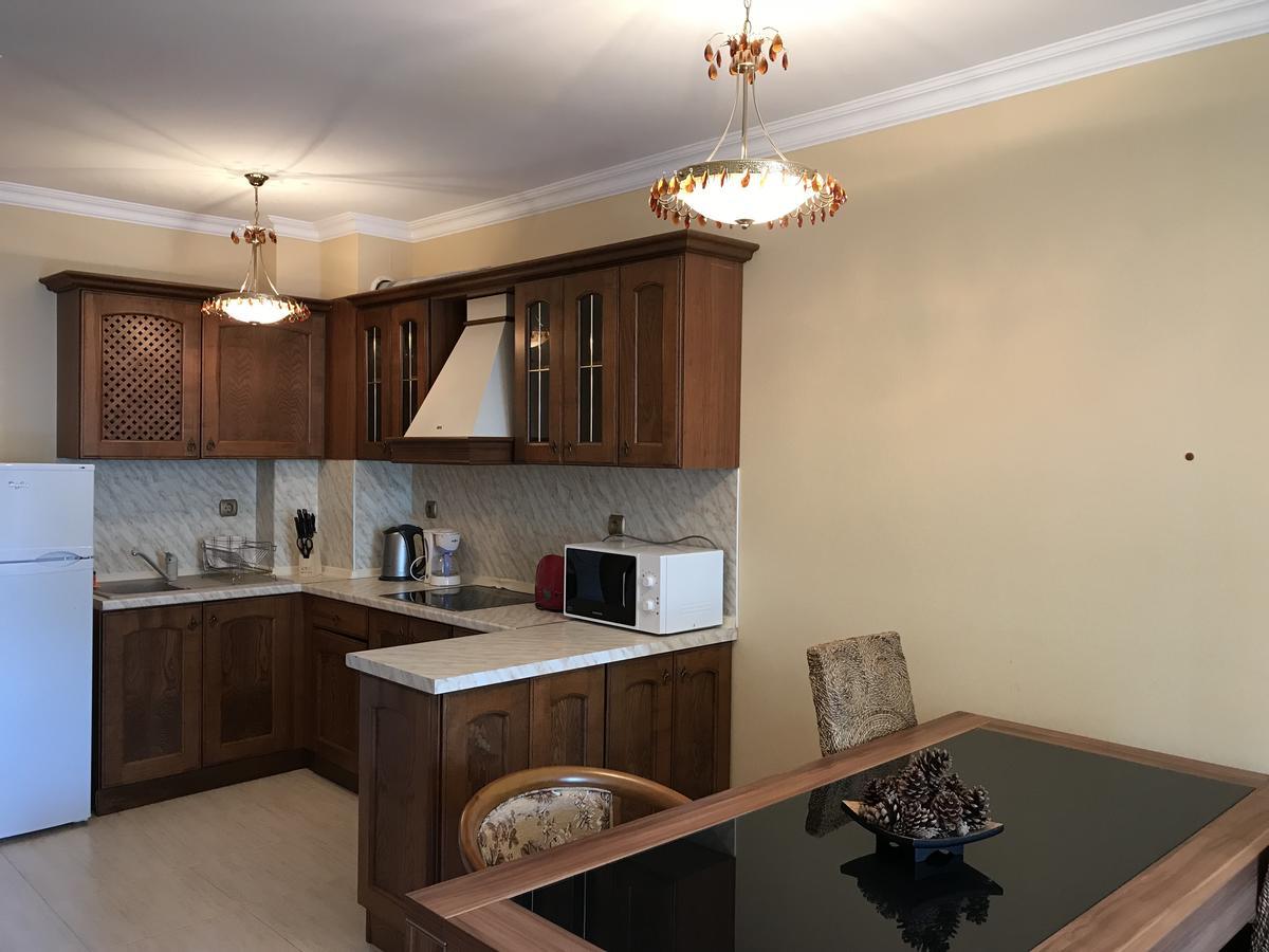 Apartcomplex Splendid Saints Constantine and Helena Екстер'єр фото